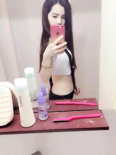 嫩妹妹，像女朋友一样 第3张