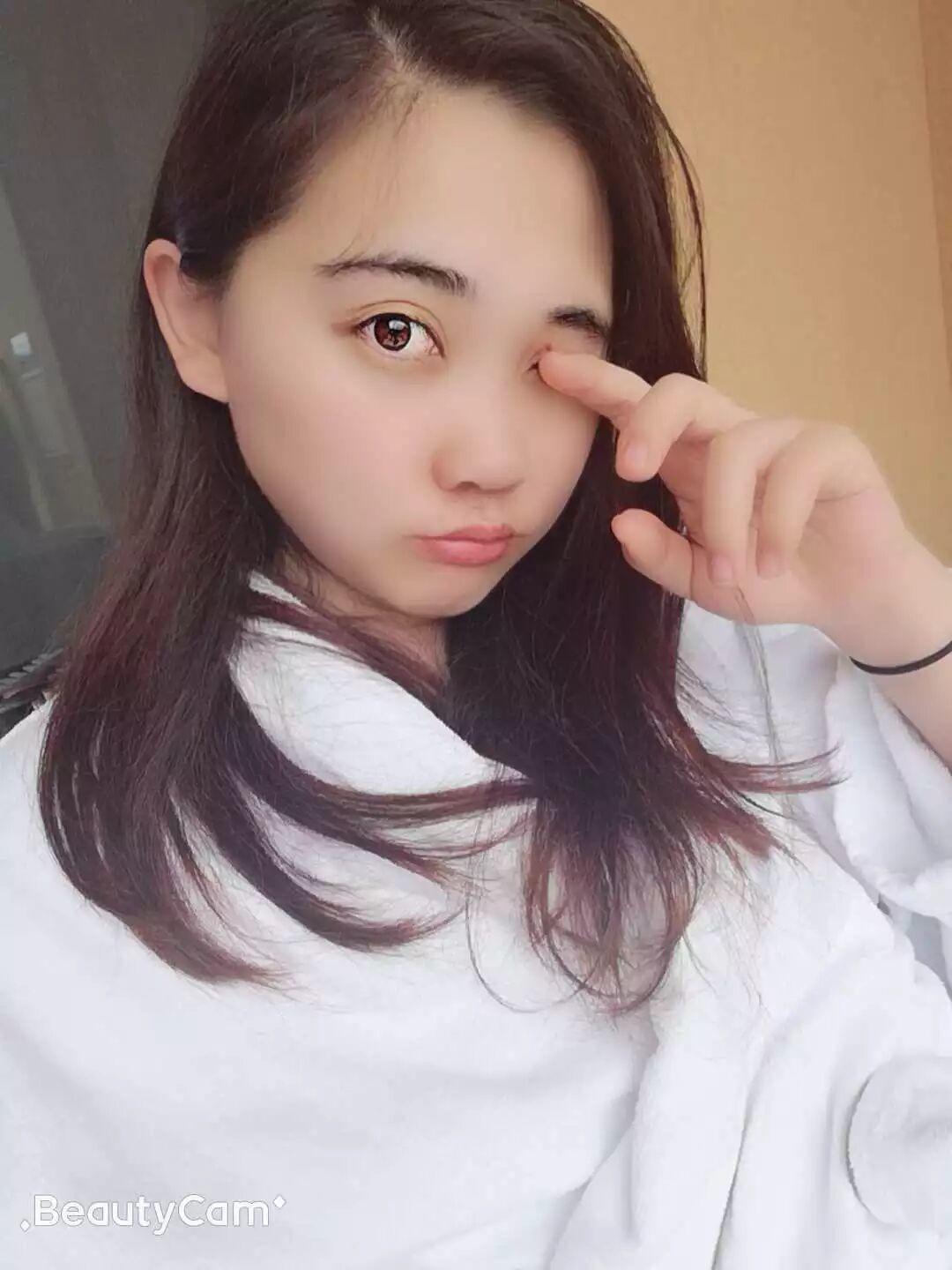 成都青羊区红人：水嫩肤滑，娇羞无助，乳红下紧，算是学妹中的极品 第1张