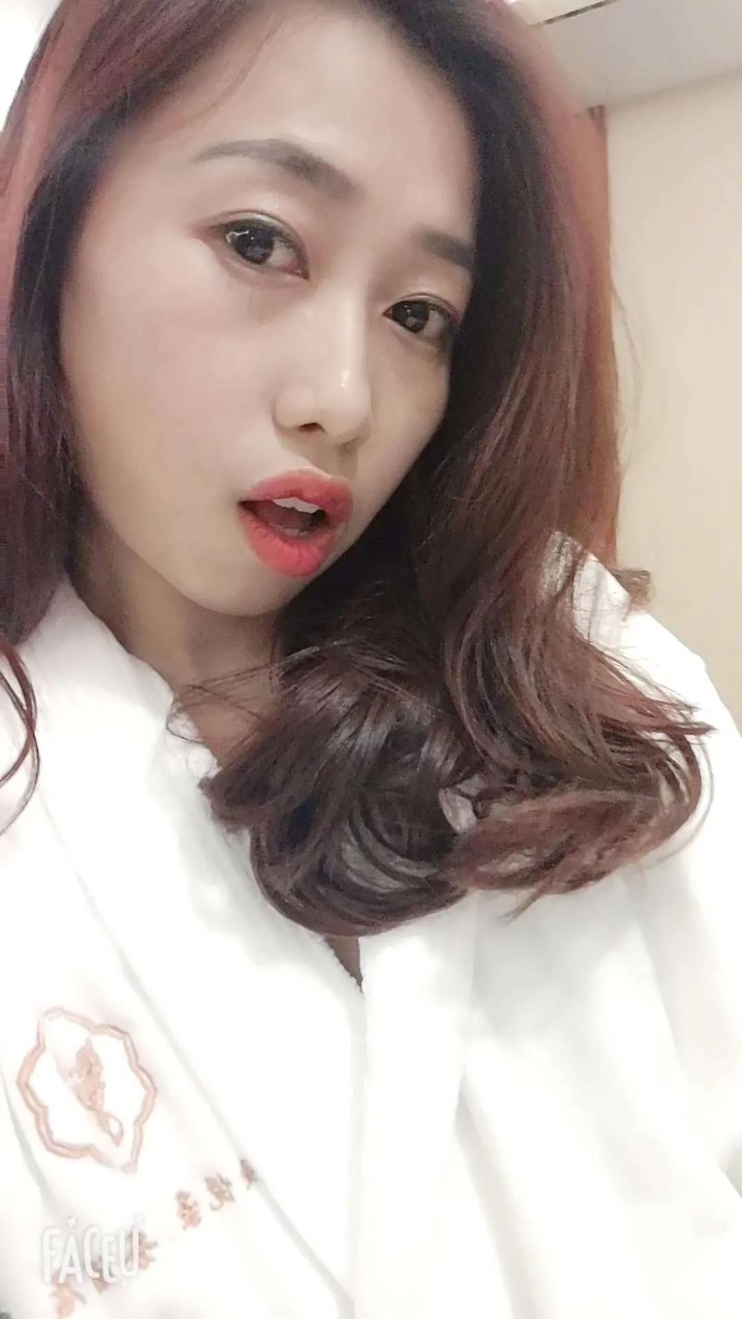 成都韦家碾附近口活超好妹子 第2张