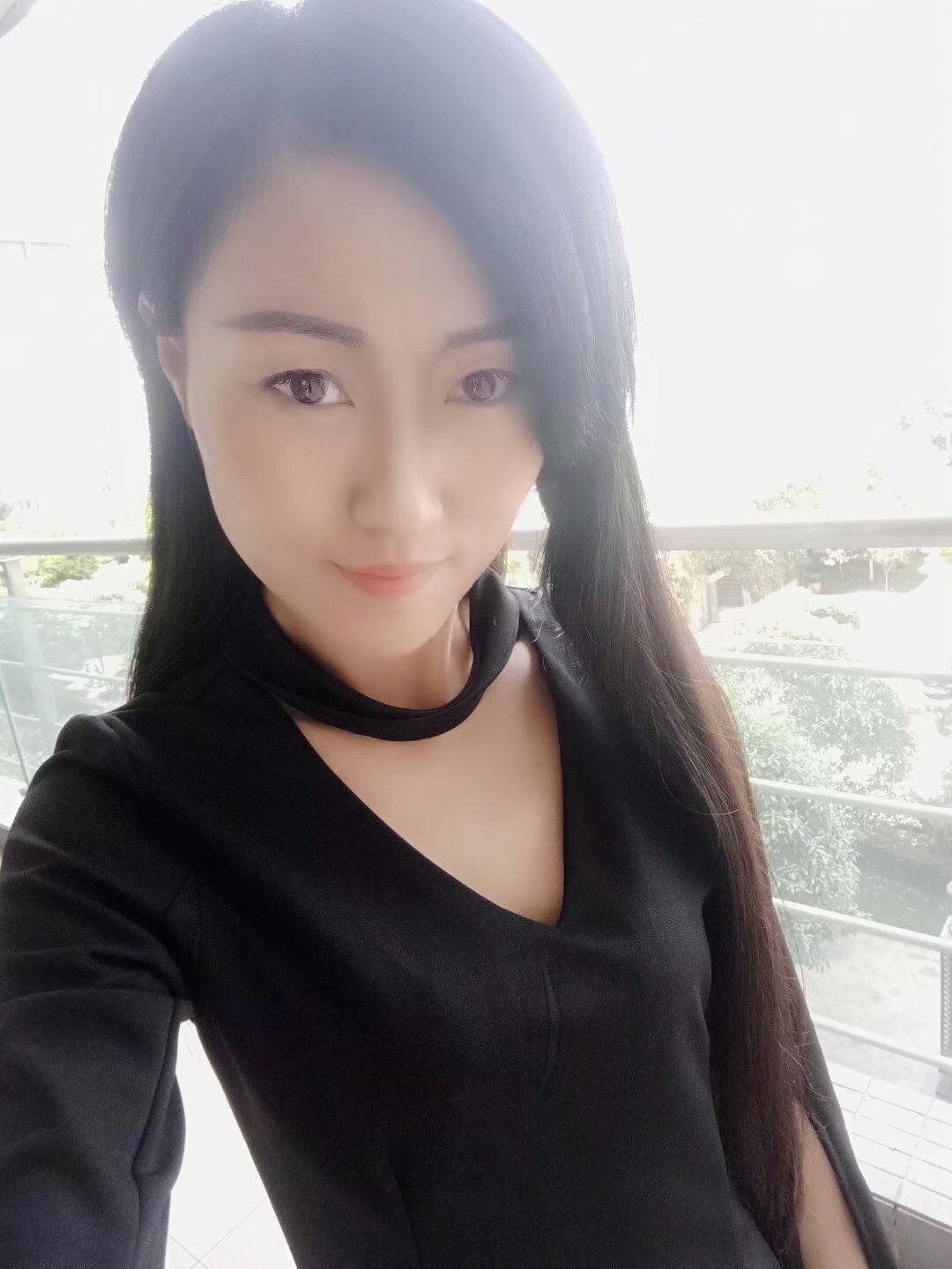 成都约了一个不大不小掌中宝 第2张