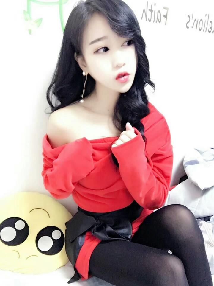 成都天府新区身材绝佳的年轻小姐姐 第2张