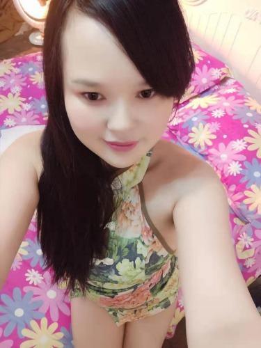 成都火车南站主打服务的妹子有3T 第2张
