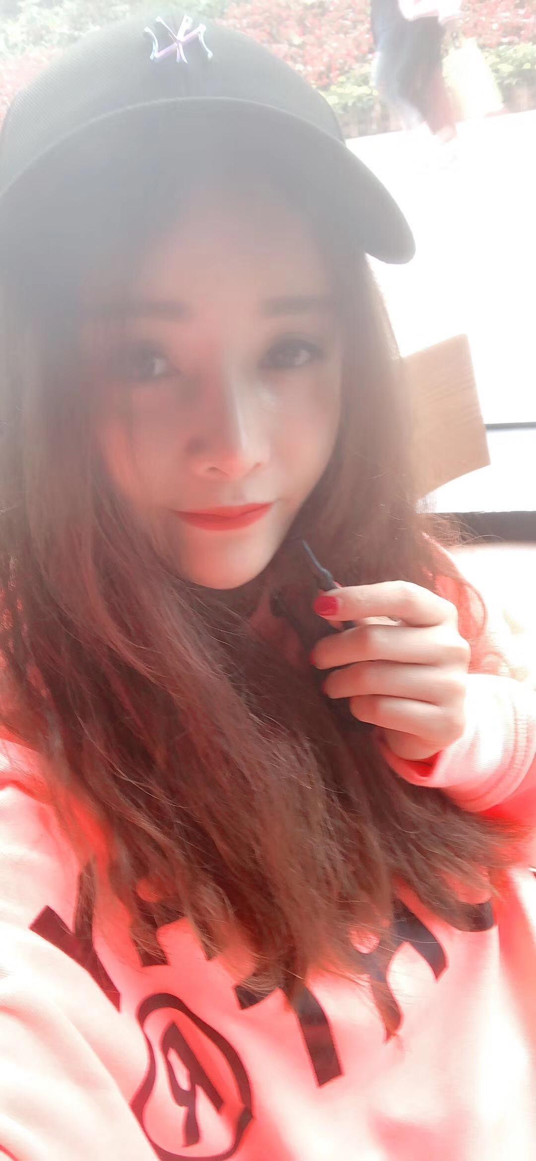 成都体验异域风情美女 第3张