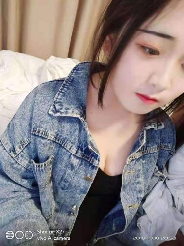 昆明娇小型的00后 第2张