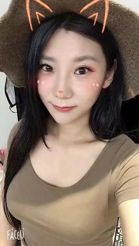 昆明甜美身材棒的童颜巨乳 第1张