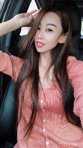 西安北郊水大身材好的美女 第2张