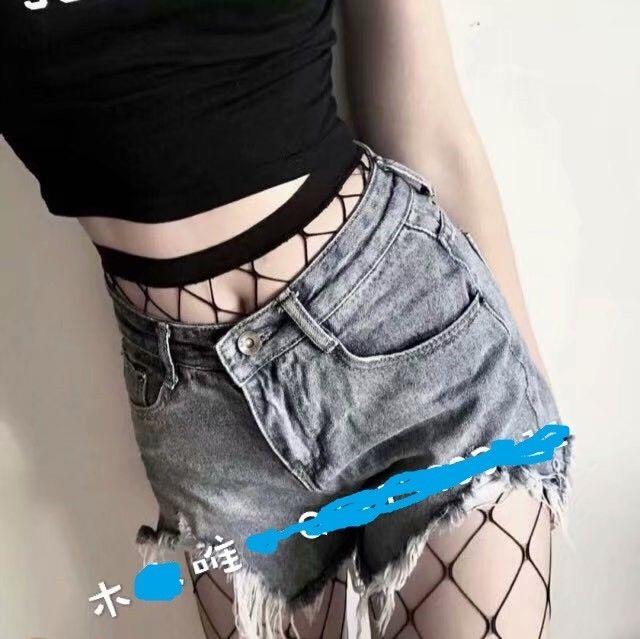 西安电视塔极品身材高颜值妹子 第1张