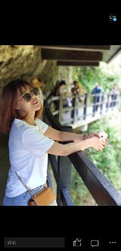 西安高新区美女 第1张