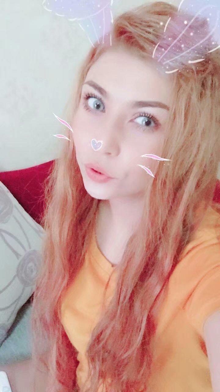 外国语洋妞 第1张