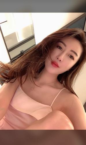 南京名媛,身材颜值一绝,很温柔 第1张