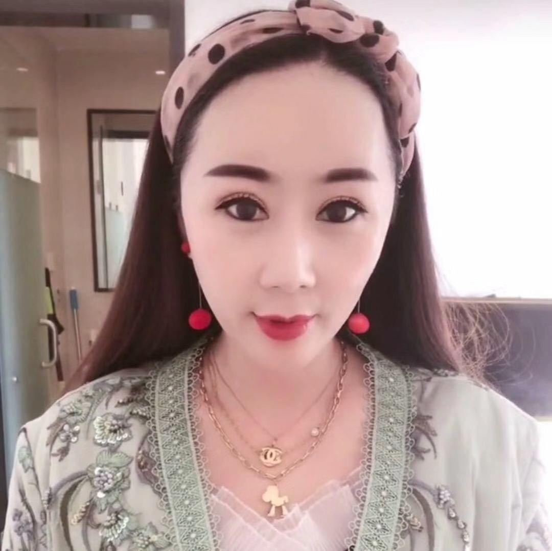 建邺区熟女 第1张