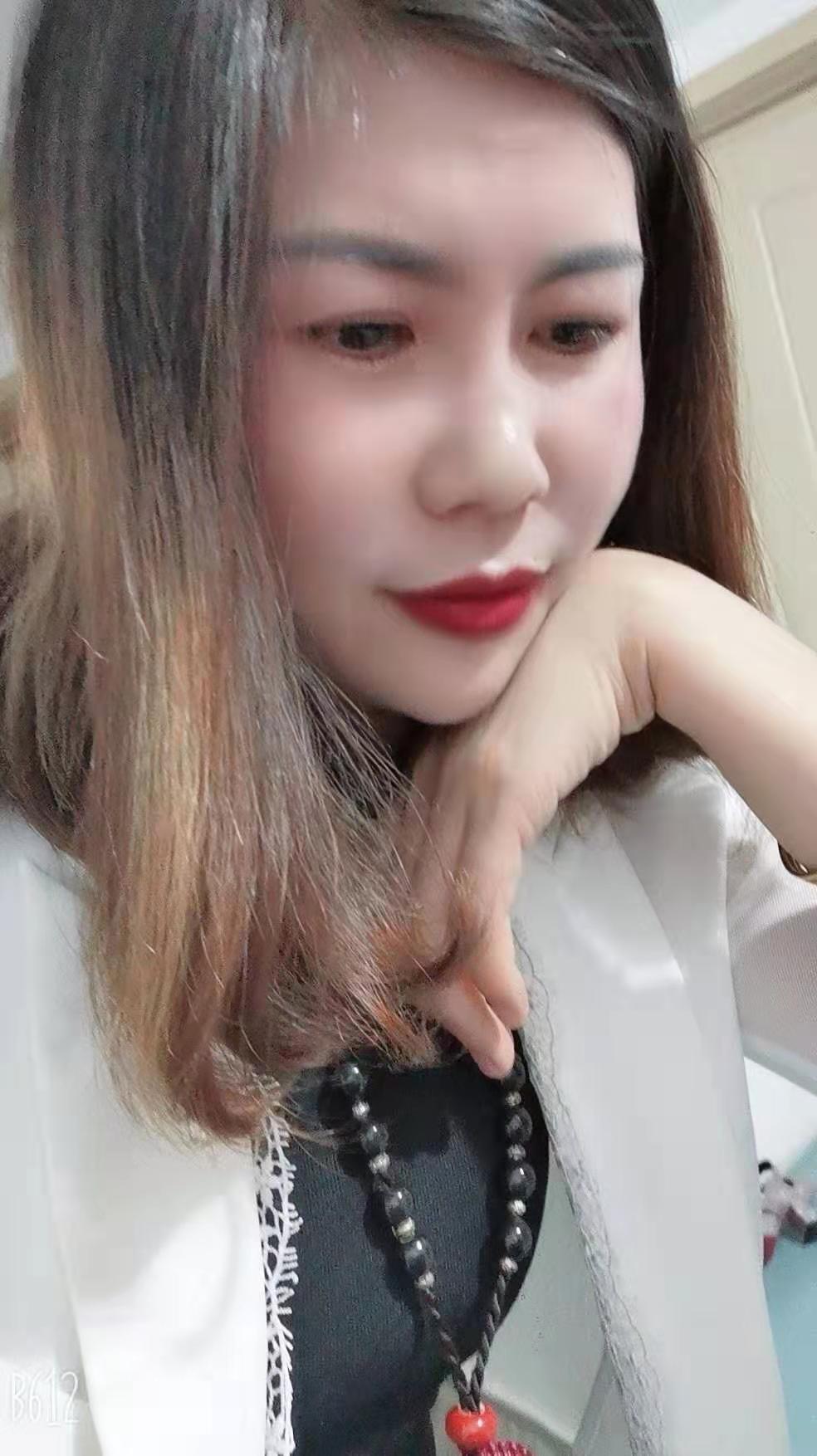 南京老司机吐血推荐,栖霞口活尤物离异小少妇 第1张