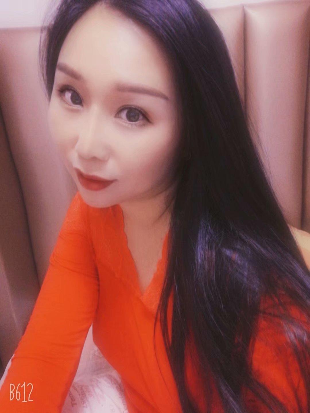 常熟漂亮有韵味的少妇可无套口活特棒 第1张