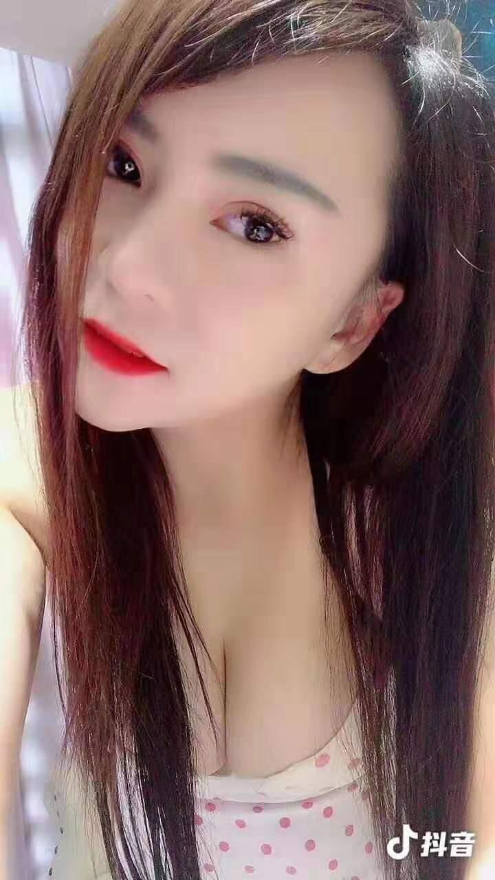 苏州大胸服务系逗逼妹子 第2张