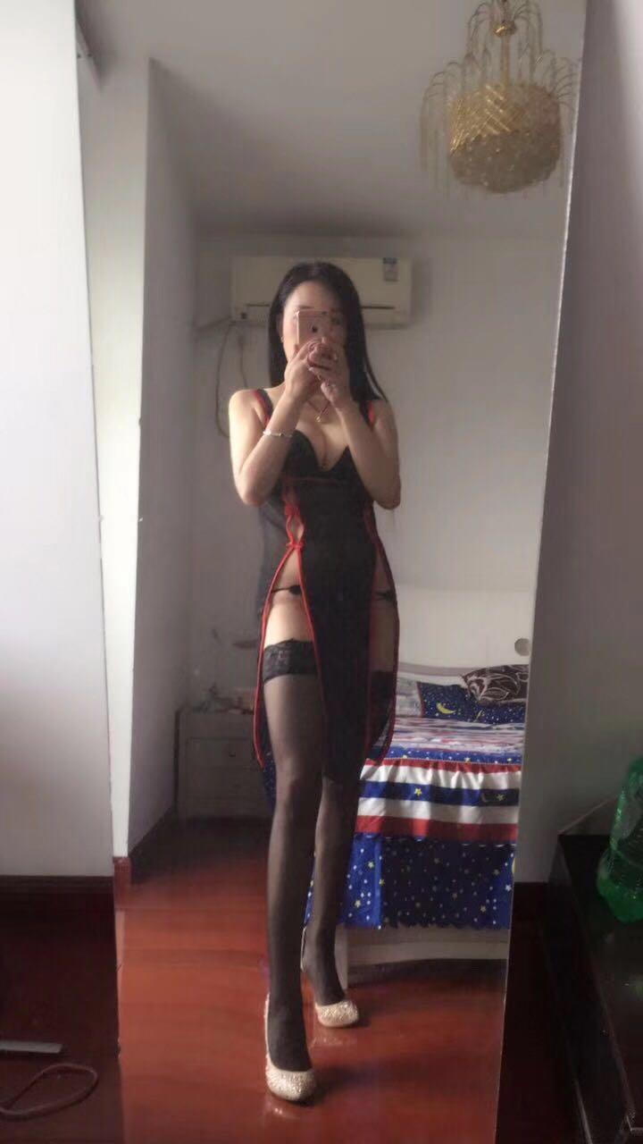 约个熟女还一波三折的,2个熟女都很骚 第7张