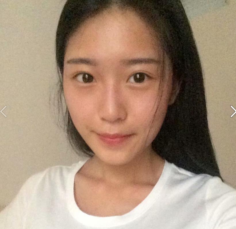 体验刚从学校出来的兼职妹 第1张