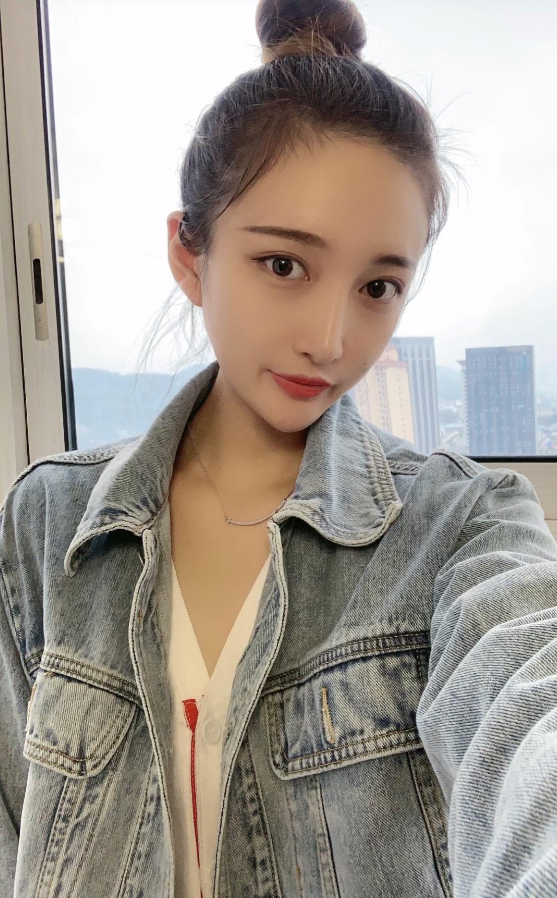 福田区约炮美腿风骚小妹 第1张