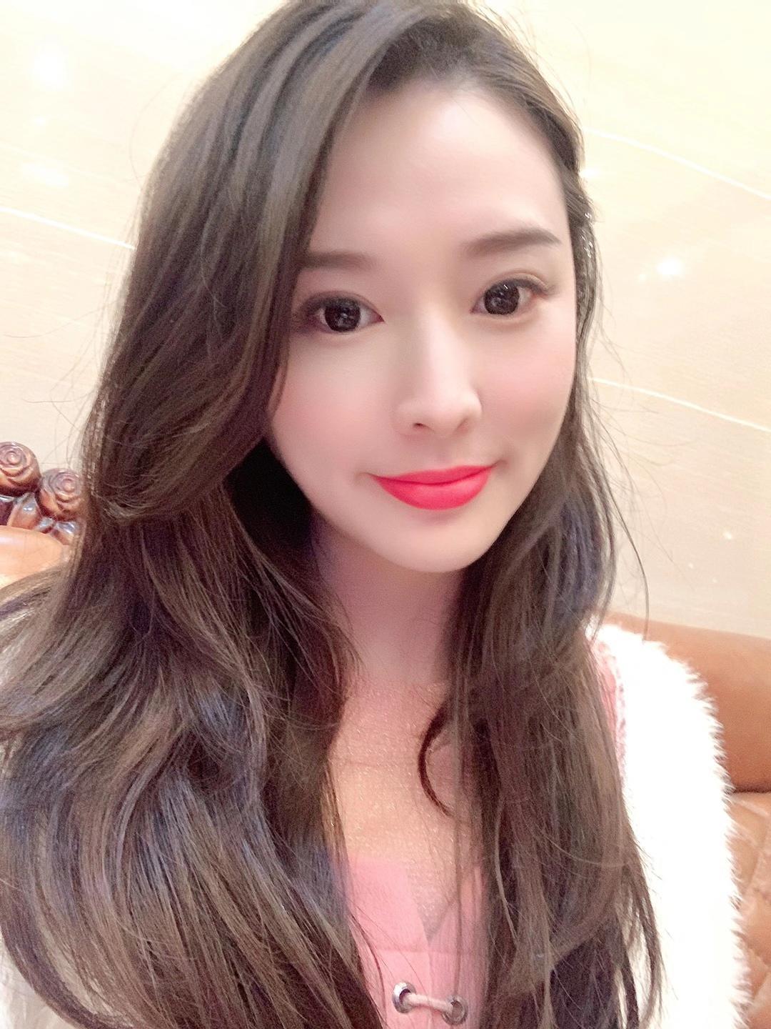 2021年1月21罗湖御姐范妍妍，皮肤雪白，腰细屁股大 第3张