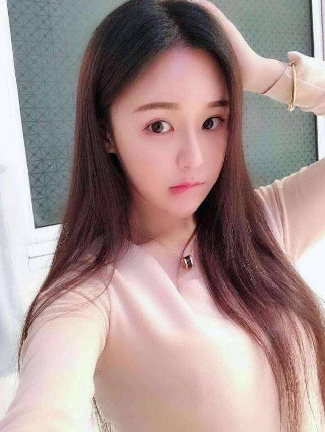 福田可：白净可爱年龄小，青涩水多听指挥 第1张