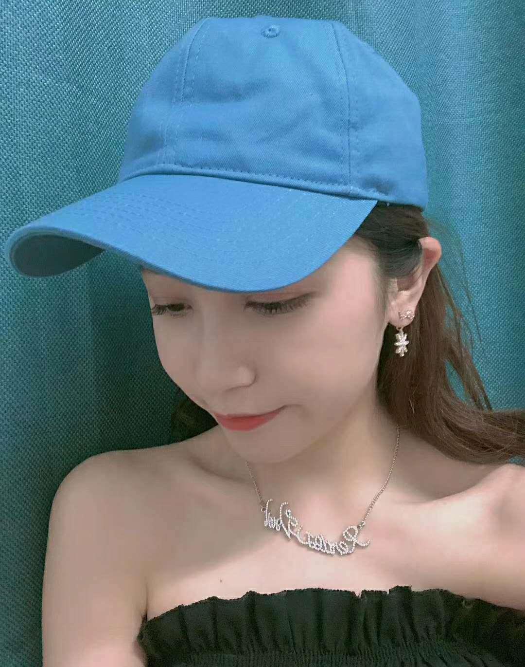 2021年1月4颜值在线的小玉 第1张