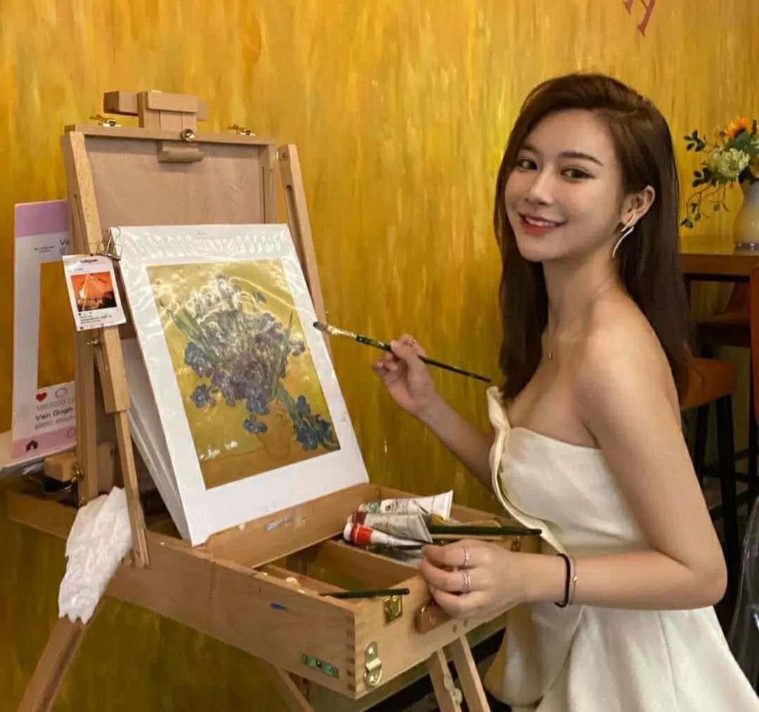 2020年12月28温柔优雅的小婷（美妆店主） 第4张