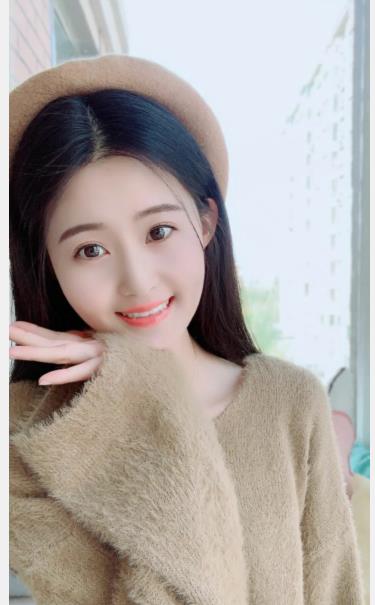 龙华桃子：下海新人，三点粉嫩，大胸照片真实 第1张