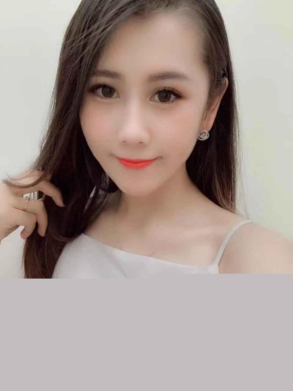 黄埔佳丽:颜控腿控服务控LY们的福音,大奶好身材服务无水分 第1张