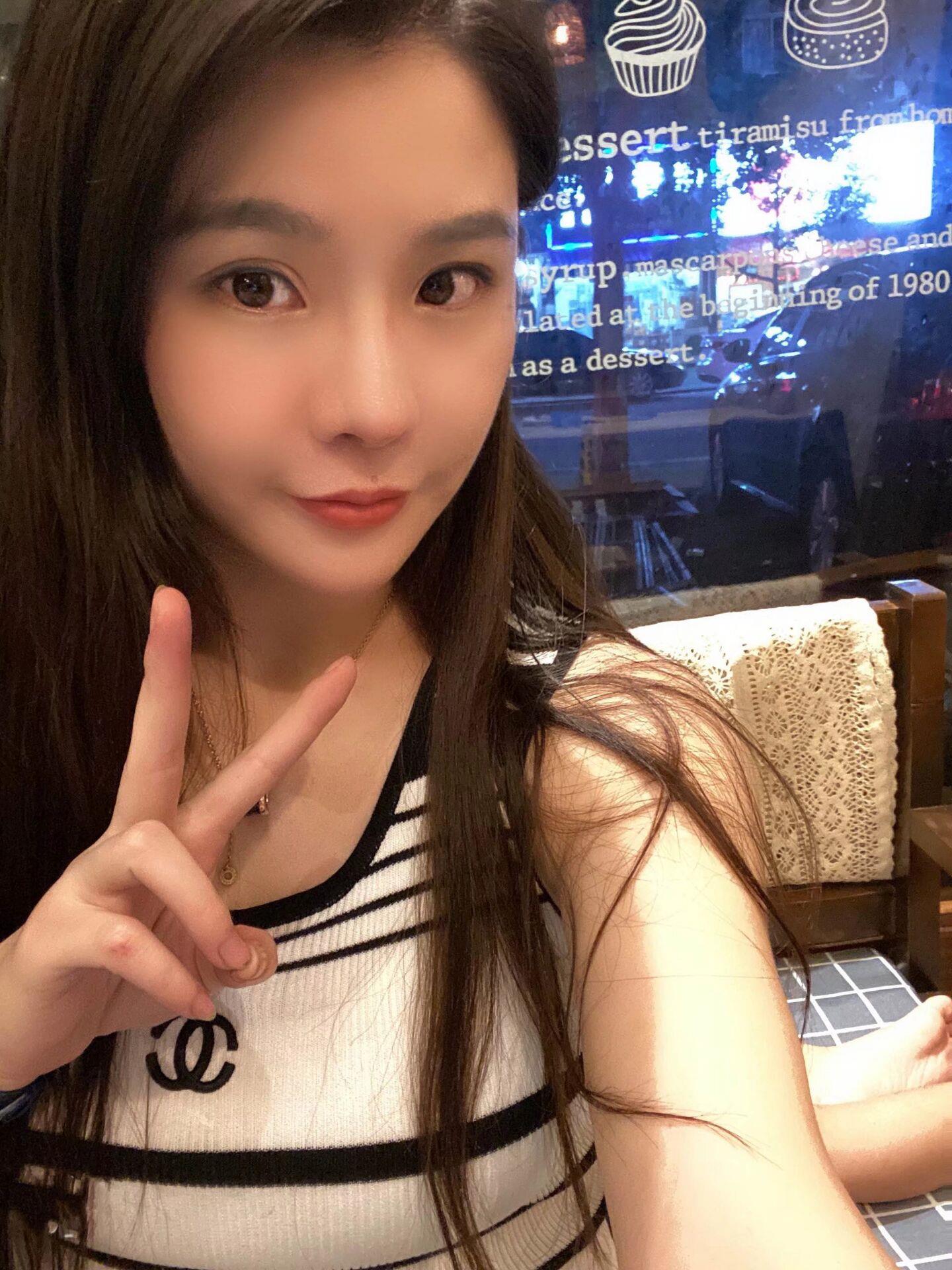 南山喜嫣:长腿酥胸好身材,服务惊爆互动好 第2张