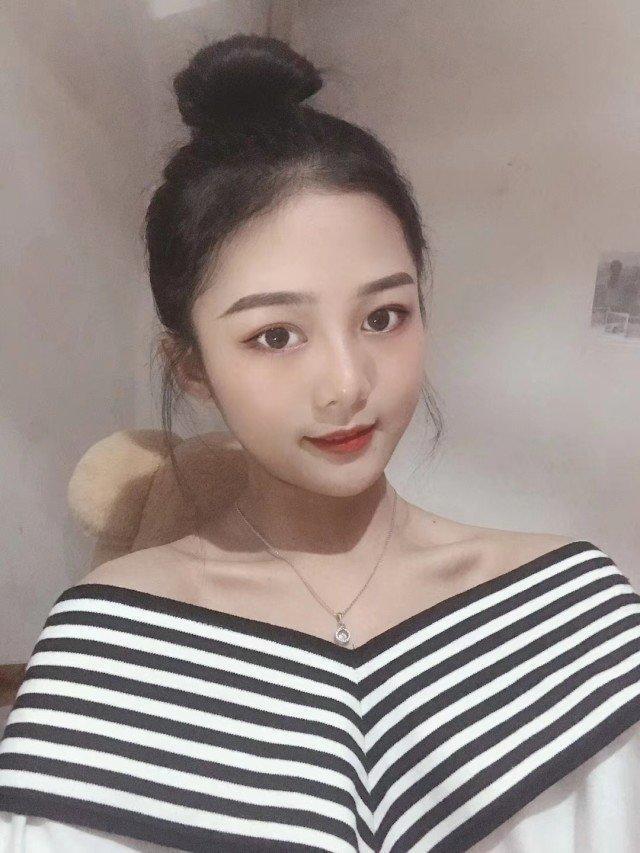 2020年10月12做幼师的妹子,态度好 第2张