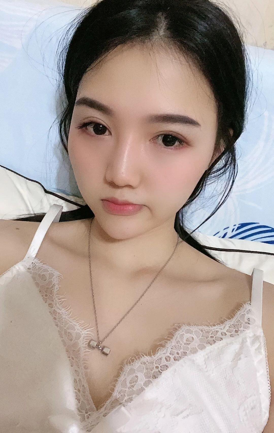 98年水汪汪的妹子 第2张