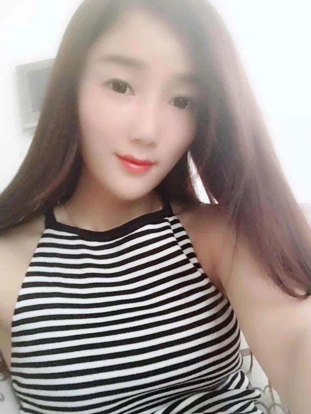 找个高颜值妹子抽插一下 第1张