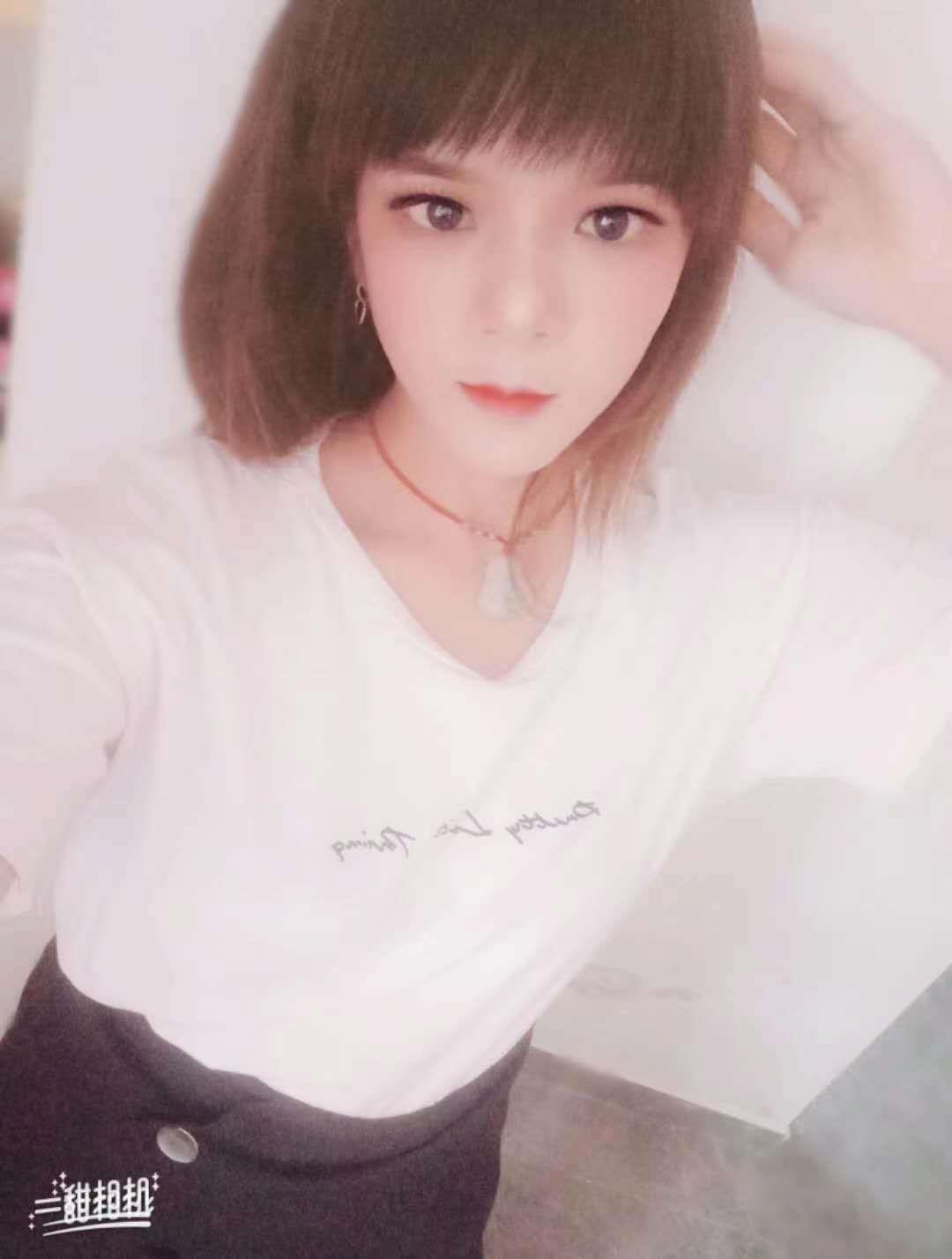 第一次把妹子干高潮神情迷离的样子真的很少见 第2张
