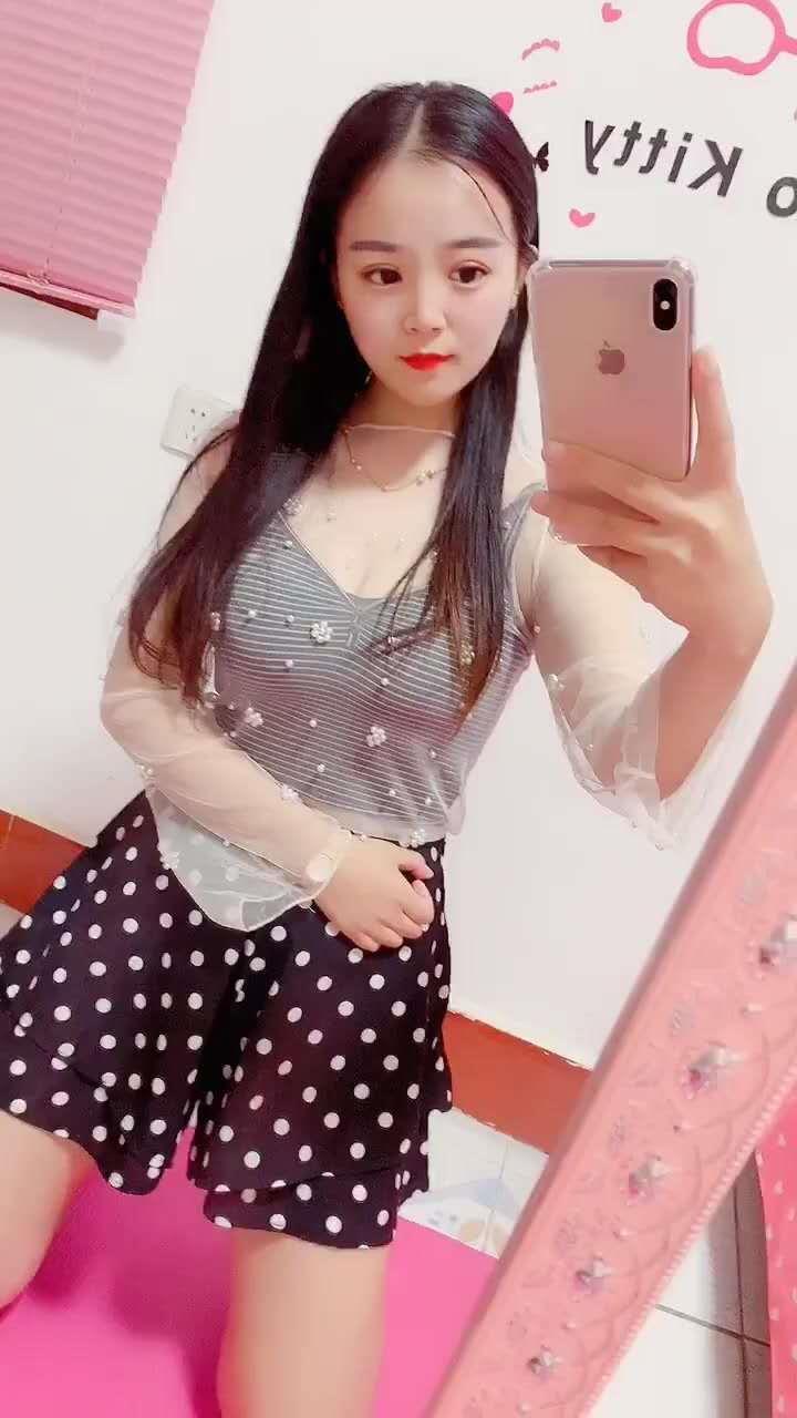 19岁妙龄女孩田心，清纯粉嫩 第2张