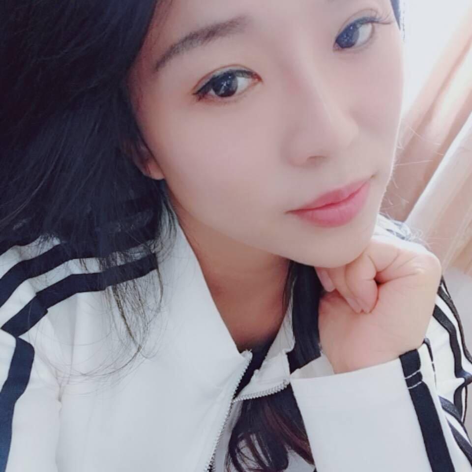民治工兵报告，颜值在线美女。白皙身材高挑，舒服 第2张