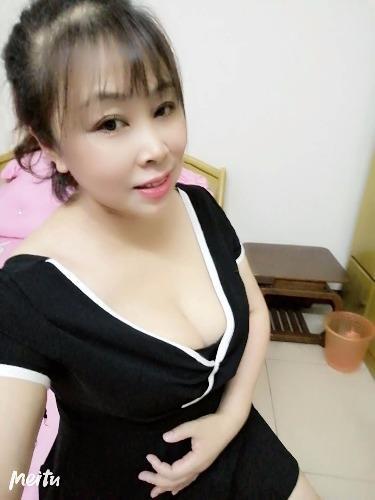 同和服務王啊艳多套情趣內衣鮑魚磨棍口爆等緊你黎試 第1张