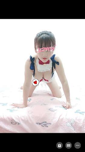 童颜巨乳小宝 第4张