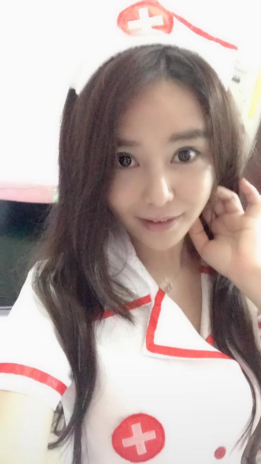风骚丰满胸大服务好的妹子 第3张