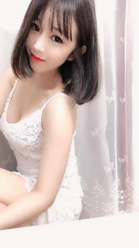 2020年8月13清纯可爱粉嫩的妹子（00后） 第1张