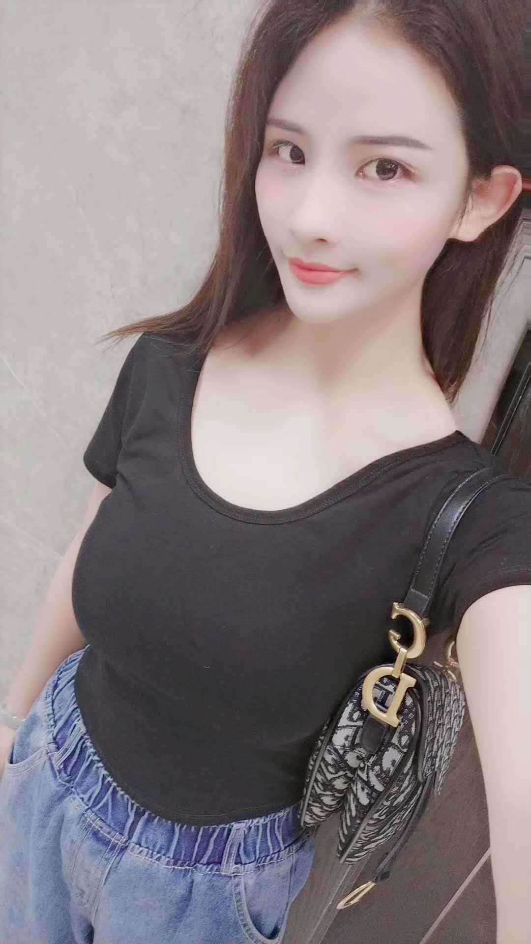2020.7.19龙华小姐姐 第1张