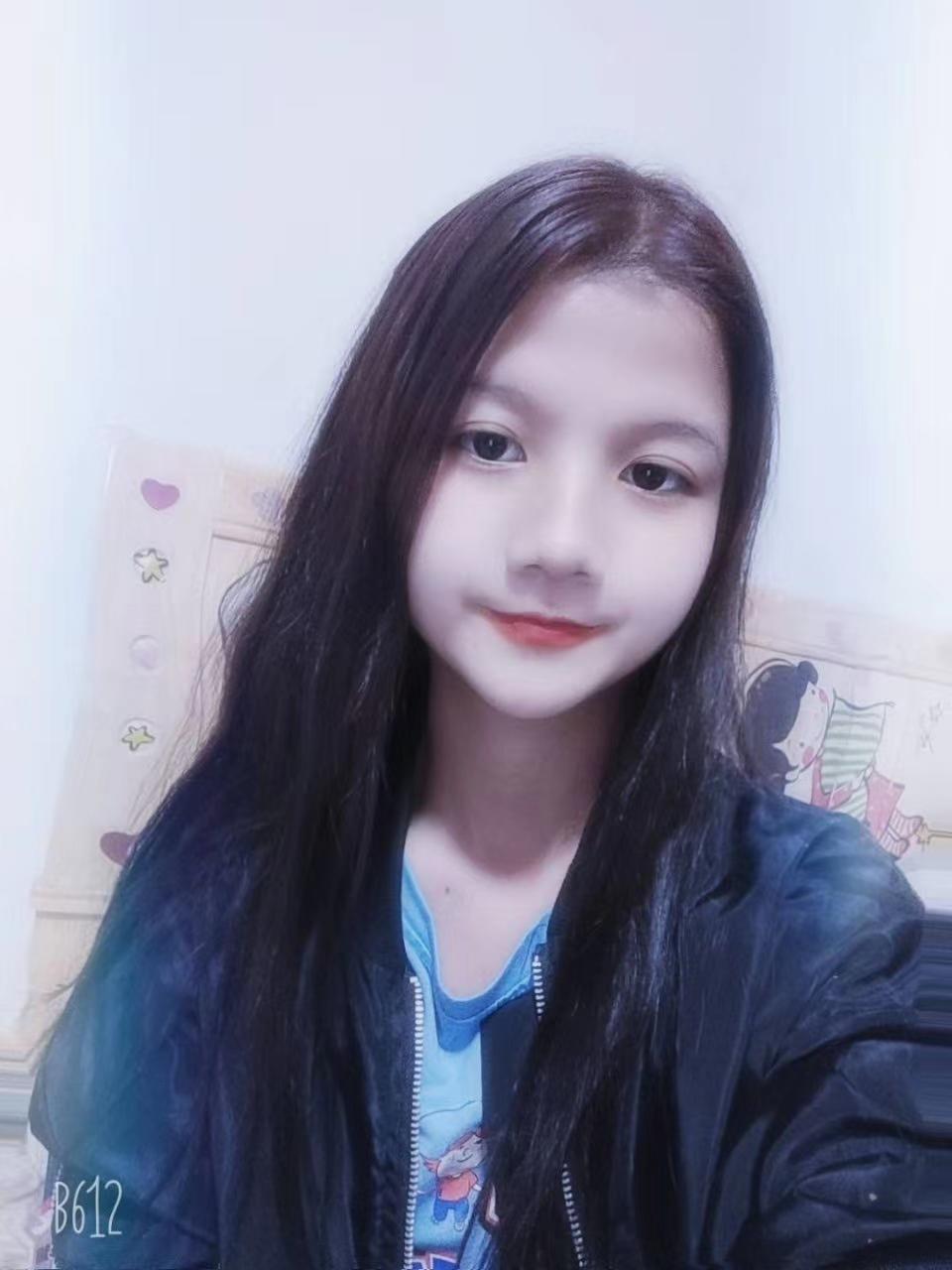 龙华民康路年轻漂亮小妹妹 第2张