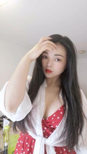 梅花园36D安妮舌功历害 第1张