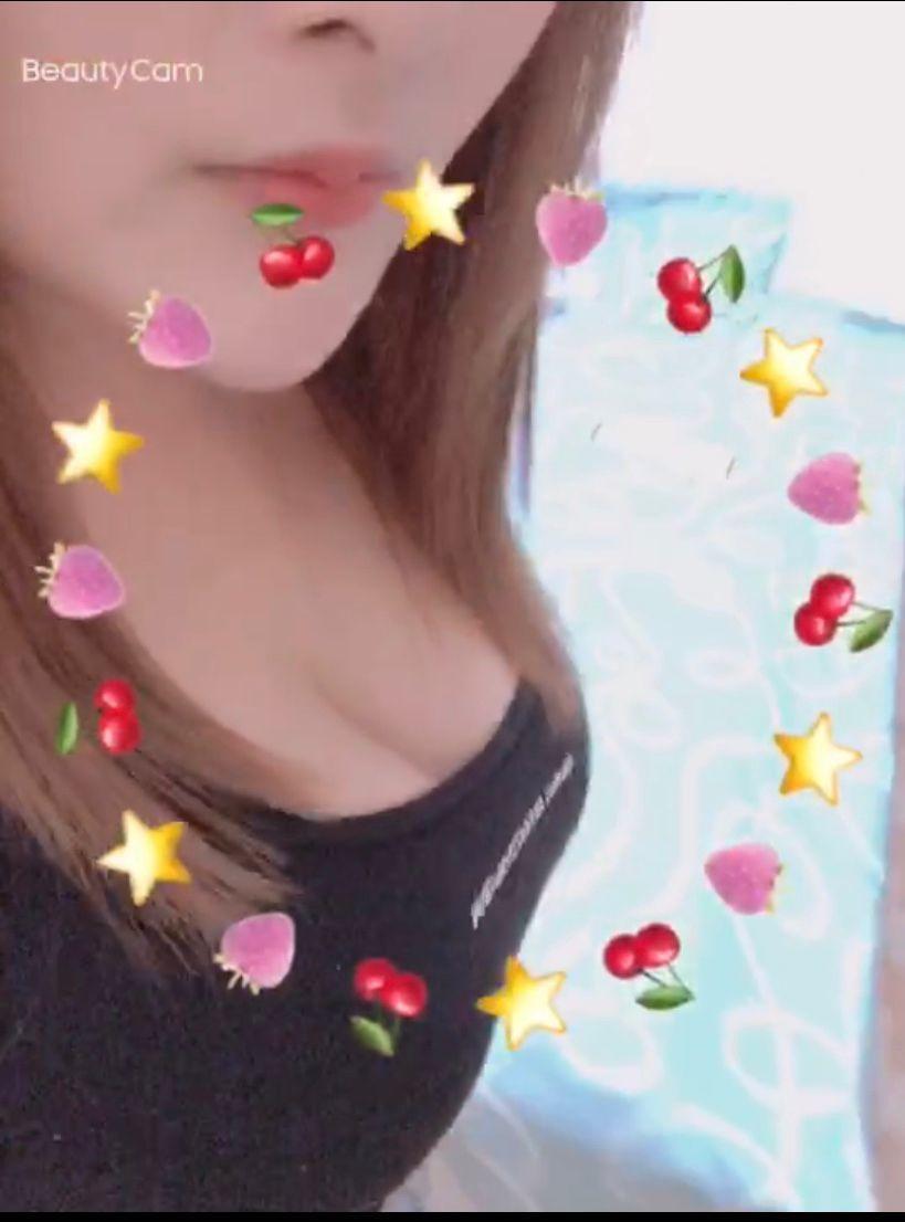 义乌第一次此约到F胸妹子一枚 第1张