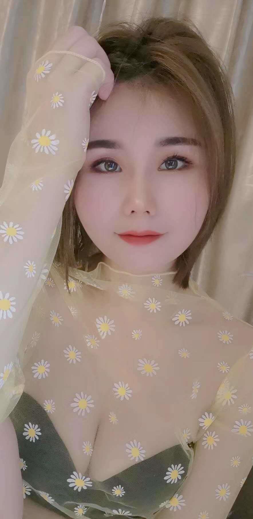 验证舒圆，身材娇小，奶子软，服务仔细 第1张