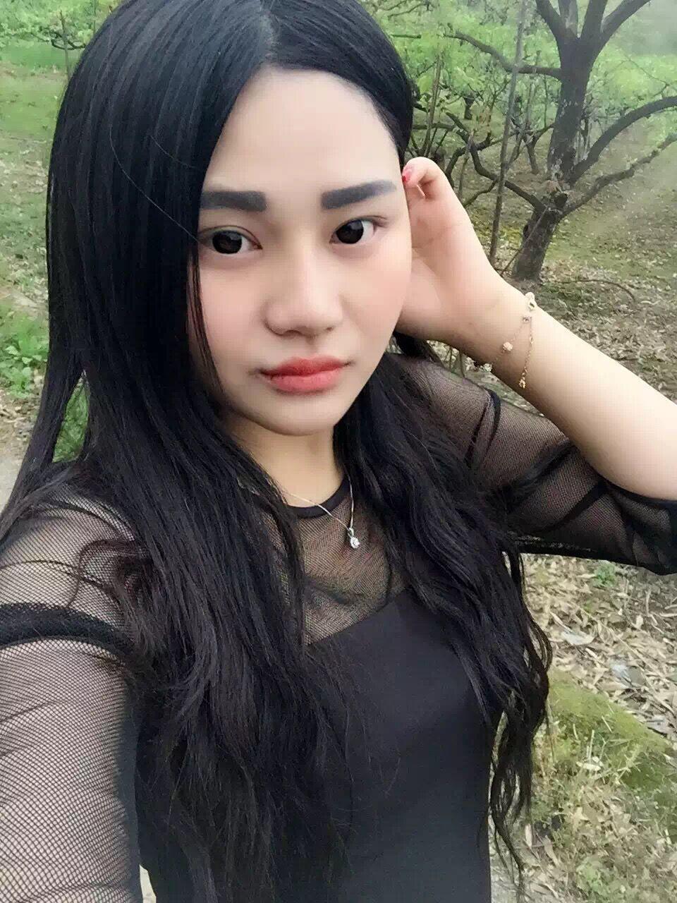 宁波18岁兼职极品丰满D奶妹 第2张