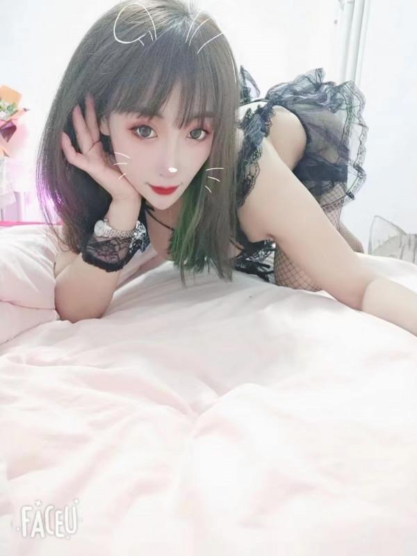 特骚少妇一棍到底 第2张