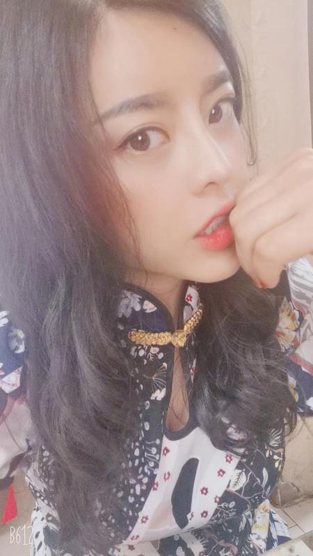马群小妮子 第1张