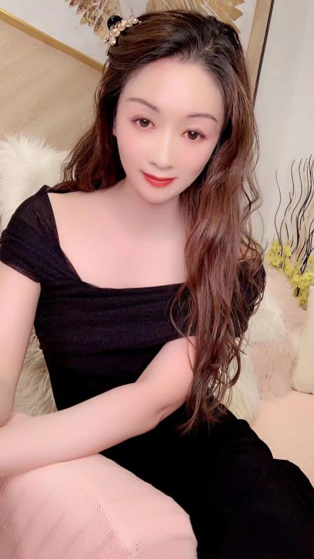 女友般的姐姐 第2张