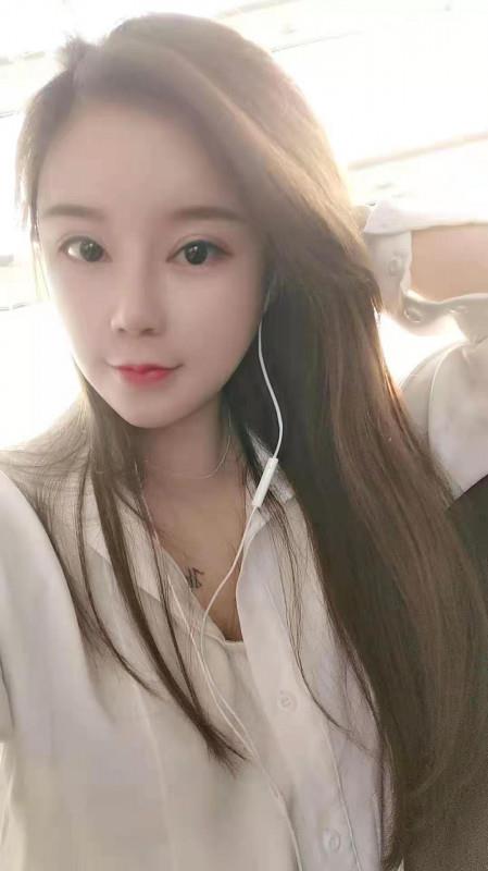 龙岗性感小鱼儿 第2张