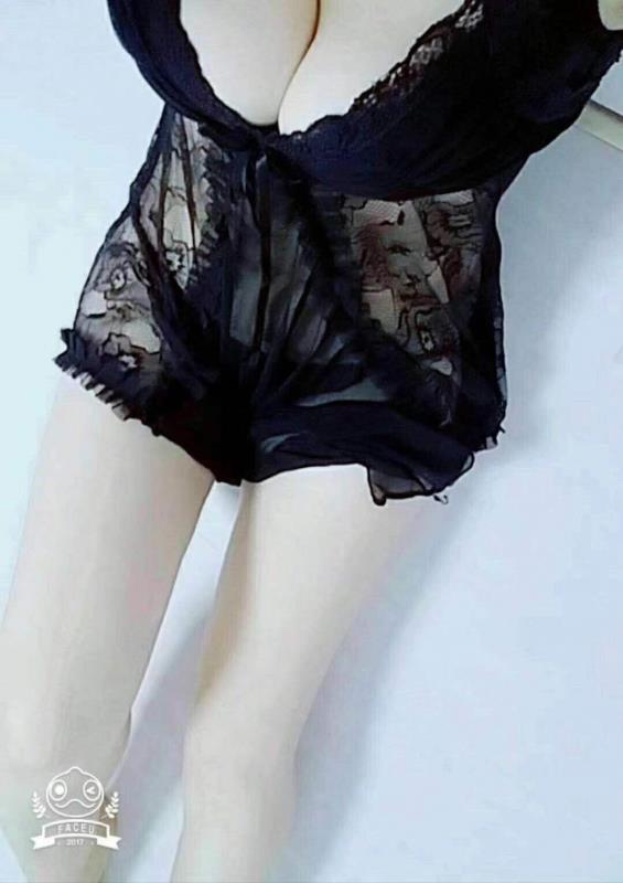 大胸少美女 第3张