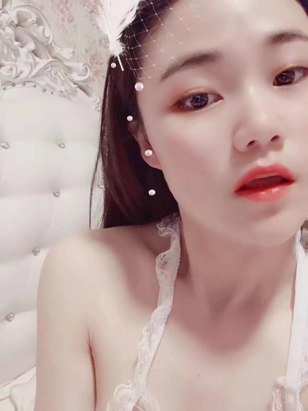 比较可爱的一个妹子 第2张